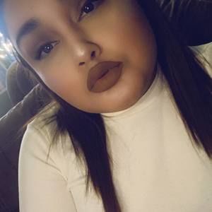 Meet your Posher, Anissa